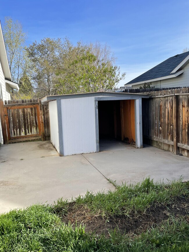 Building Photo - 2187 E Katelyn Dr