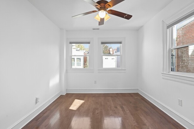 Building Photo - 4115 5th St NW