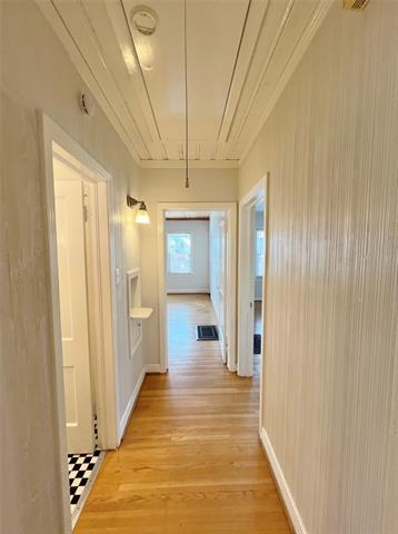 Building Photo - 5314 Stoneleigh Ave