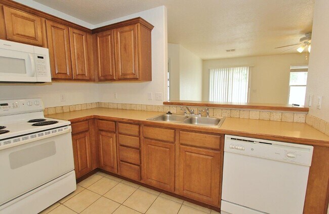 Building Photo - 1208 N Chesire Dr Kuna