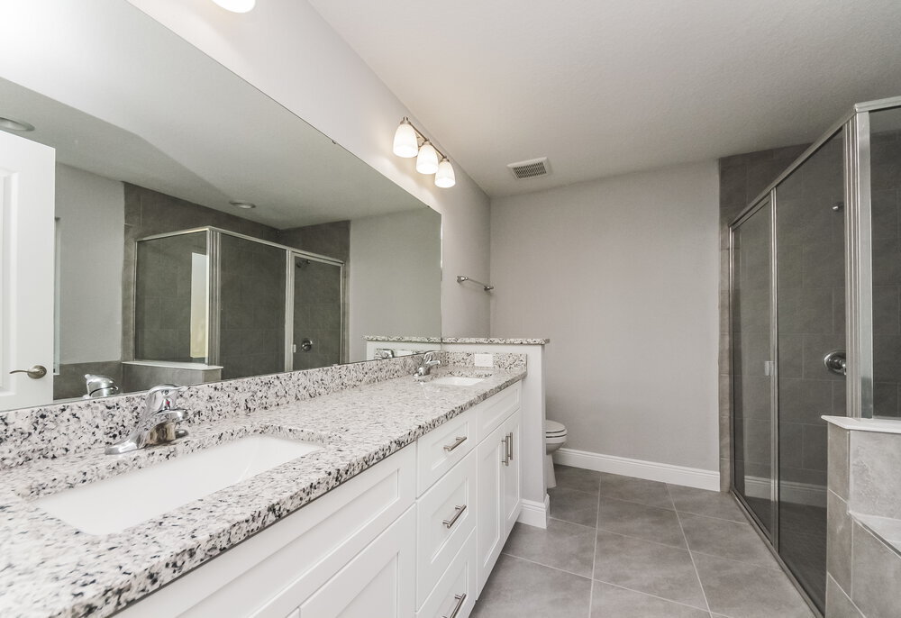 Building Photo - 828 Valnera Ct