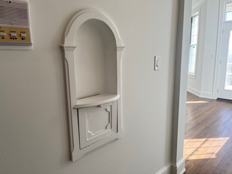 Building Photo - 1228 E Juneau Ave