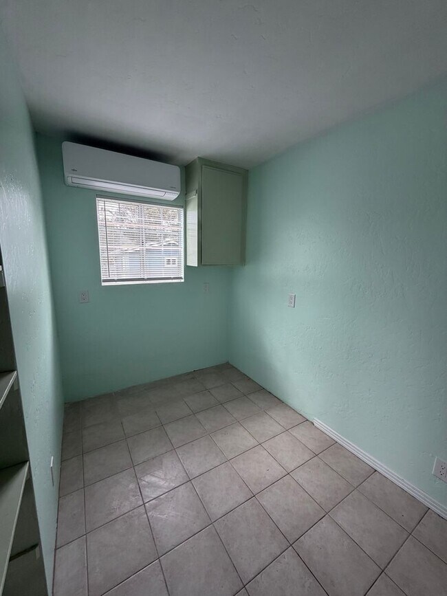 Building Photo - WATSON