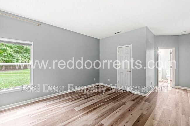 Building Photo - 5841 Hornbean Ct