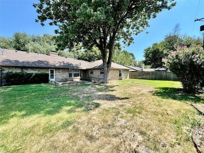 Building Photo - 116 Mill Pond Rd