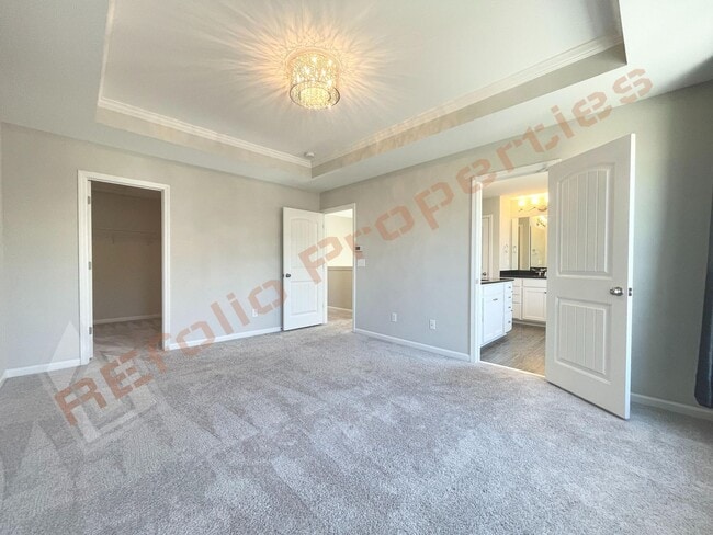 Building Photo - Beautiful End Unit 3 Story 3 bedroom, 3.5 bathroom Townhome with 2 Car-Garage in 540 Townes subdi...