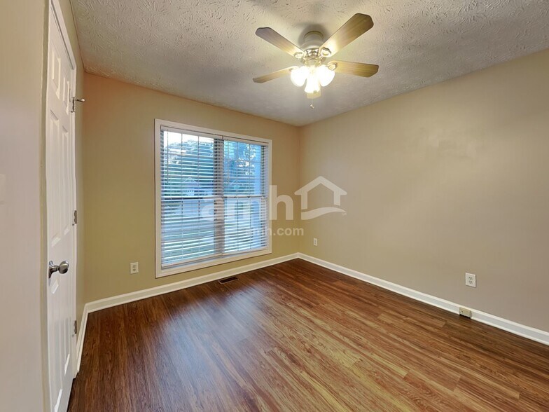 Building Photo - 1222 Joe Brogdon Ln