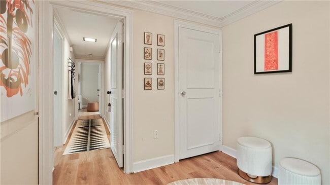 Building Photo - 2637 Peachtree Rd NE