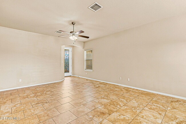 Building Photo - 7409 Dewberry Dr