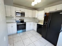 Building Photo - 1200 SW 113th Terrace