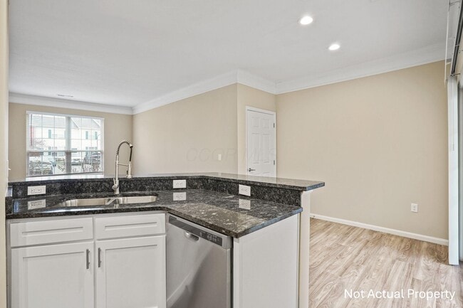 Building Photo - 5080 Vail Pine Pl