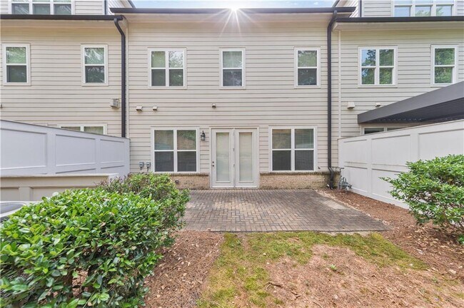 Building Photo - 3287 Artessa Ln NE