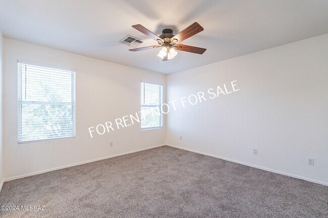 Building Photo - 7442 W Sonesta Dr