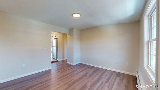 Building Photo - 12 Liberty St