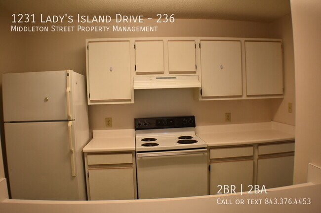 Building Photo - 1231 Ladys Island Dr