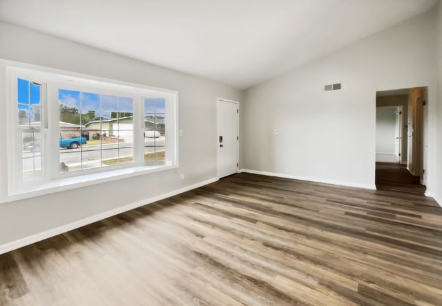 Building Photo - 174 Gardenia Ave