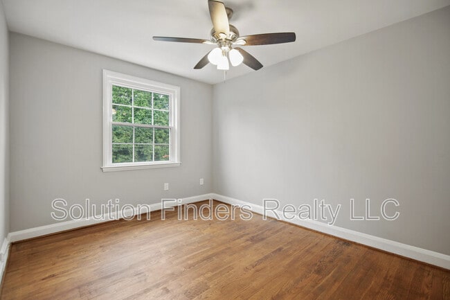 Building Photo - 1812 Edgewood Rd