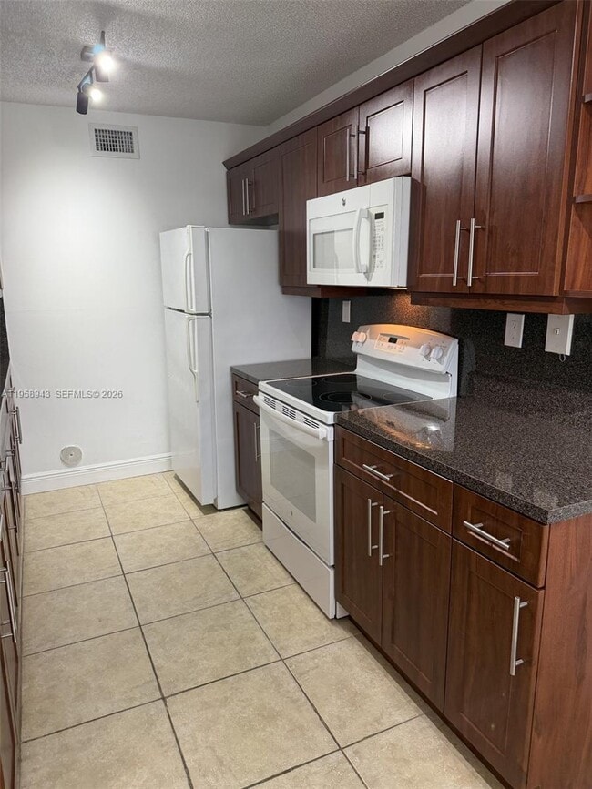 Building Photo - 4881 NW 97th Pl