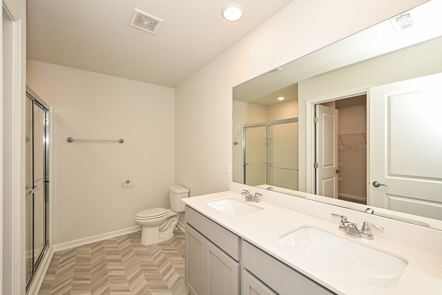 Building Photo - 545 Samuel Lee Ln