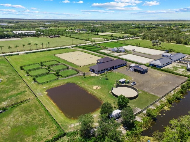 Building Photo - 16175 Deer Path Ln