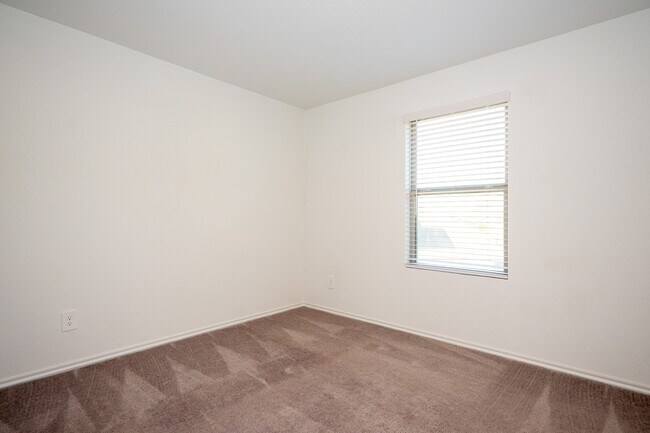 Building Photo - 5403 Rosser Ruby Way