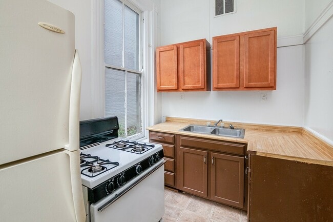 original (1) - 2409-2417 W. Clifton Ave