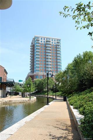 canal below balcony - 301 Virginia St