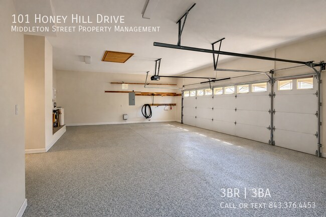 Building Photo - 101 Honey Hill Dr