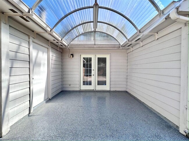 Building Photo - Beautiful 3-Bedroom Home with Bonus Back House in Lewisville — Free 50" TV Upon Move-In!