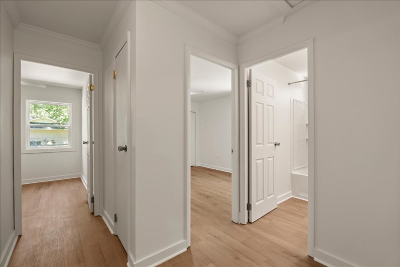 Building Photo - 14 Twin Lakes Rd