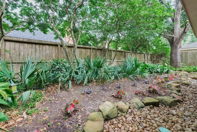 Building Photo - 1703 Stemply Ct