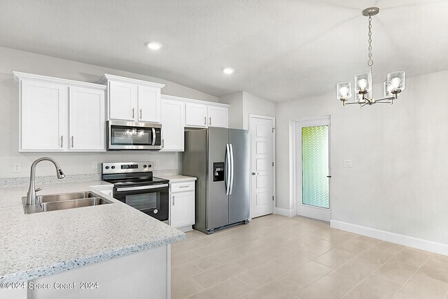 Building Photo - 1059 Grantham Ln