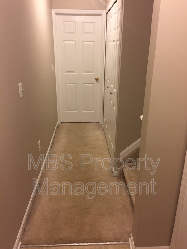 Building Photo - 63 Winder St
