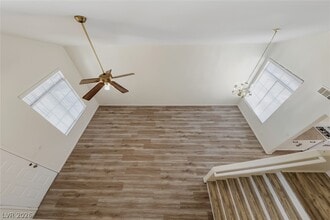 Building Photo - 3601 Estate View St