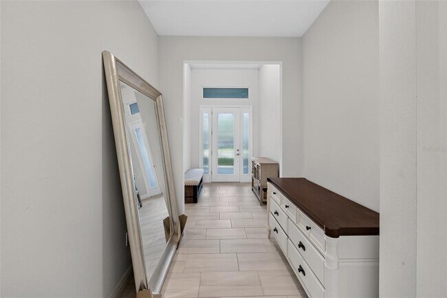 Building Photo - 5504 Title Row Dr