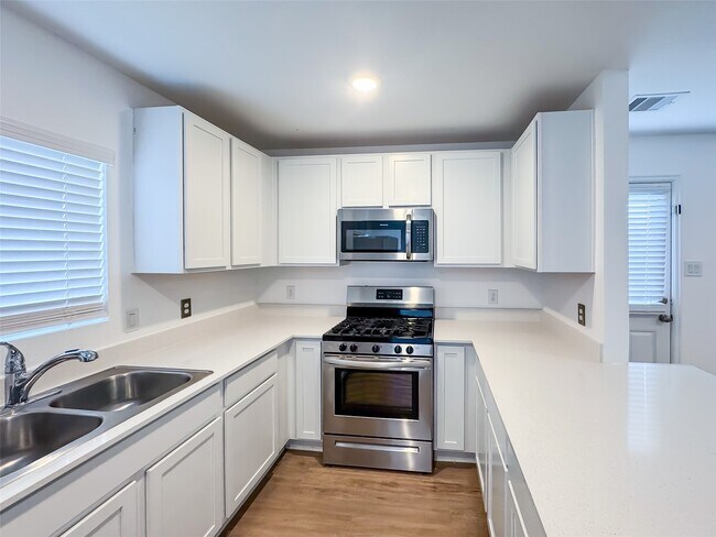 Building Photo - 26806 Jasmine Breeze Dr