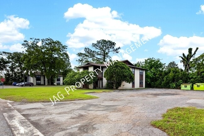 Building Photo - 482 Bentwood Ln