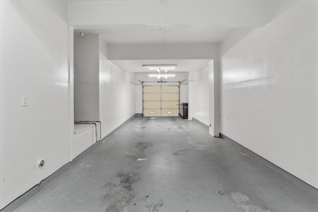Building Photo - 2189 Beech Cir
