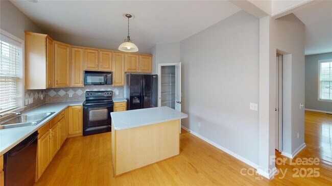 Building Photo - 11342 Costigan Ln