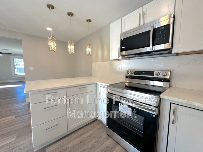 Building Photo - 51 Ashlyn Dr SE