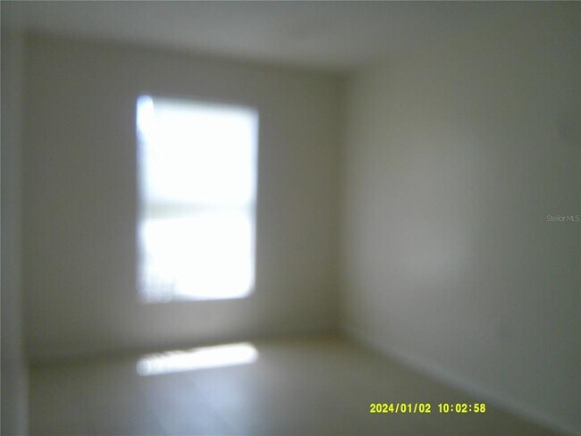 Building Photo - 71 Lake Villa Way