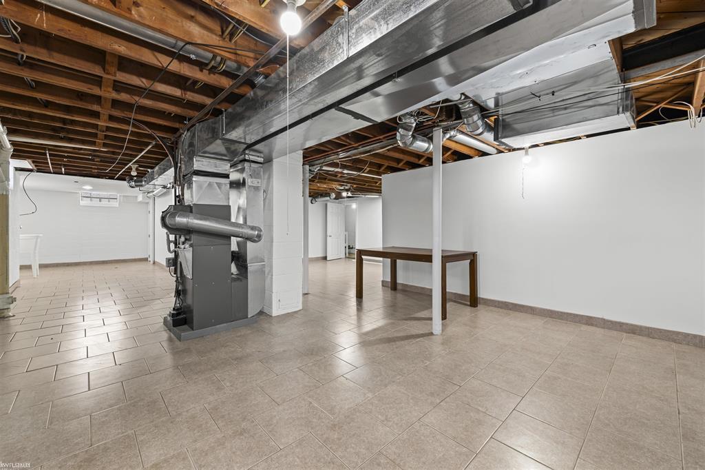 Building Photo - 46730 Romeo Plank Rd