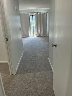 Building Photo - 4657 Fountains Dr S