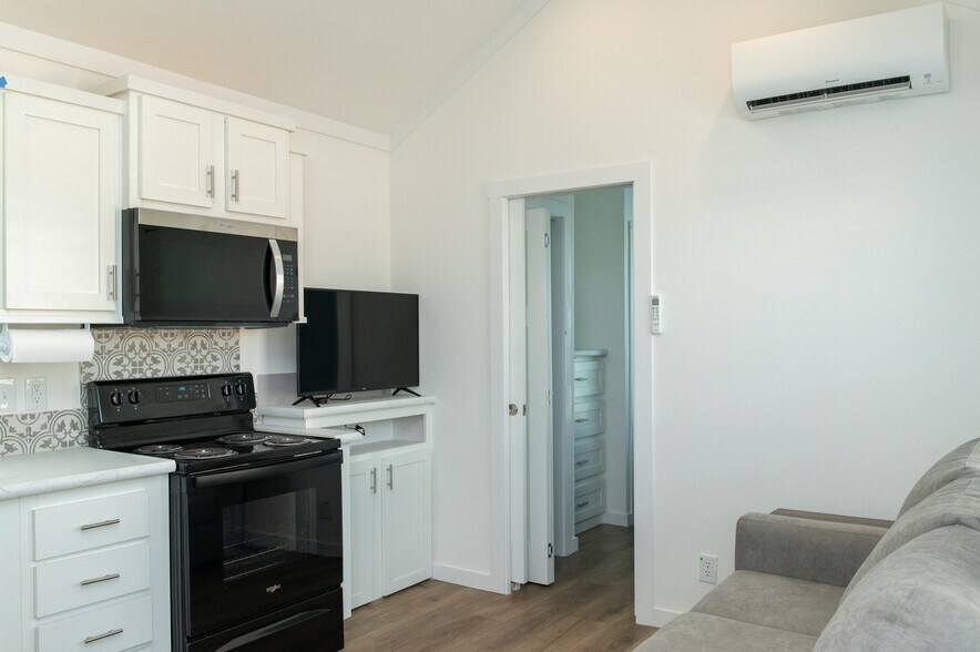 Building Photo - 8407 FM 565