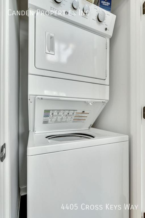 Building Photo - 4405 Cross Keys Way