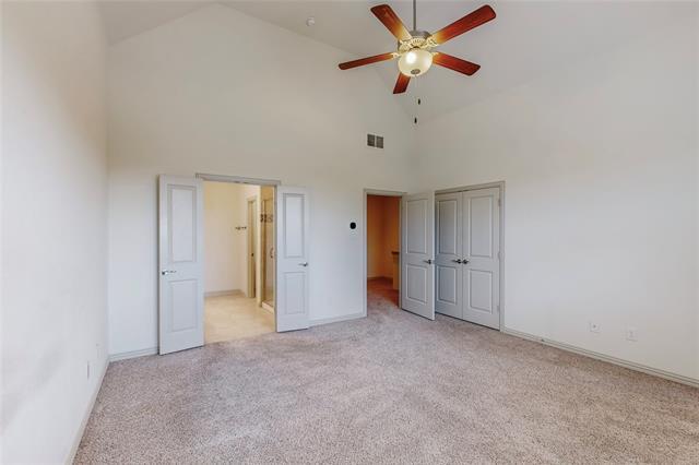 Building Photo - 2404 Jameson Ln