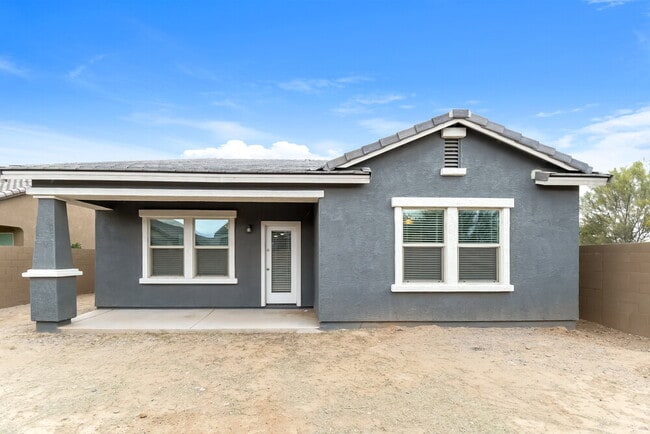 Building Photo - 480 W White Sands Dr