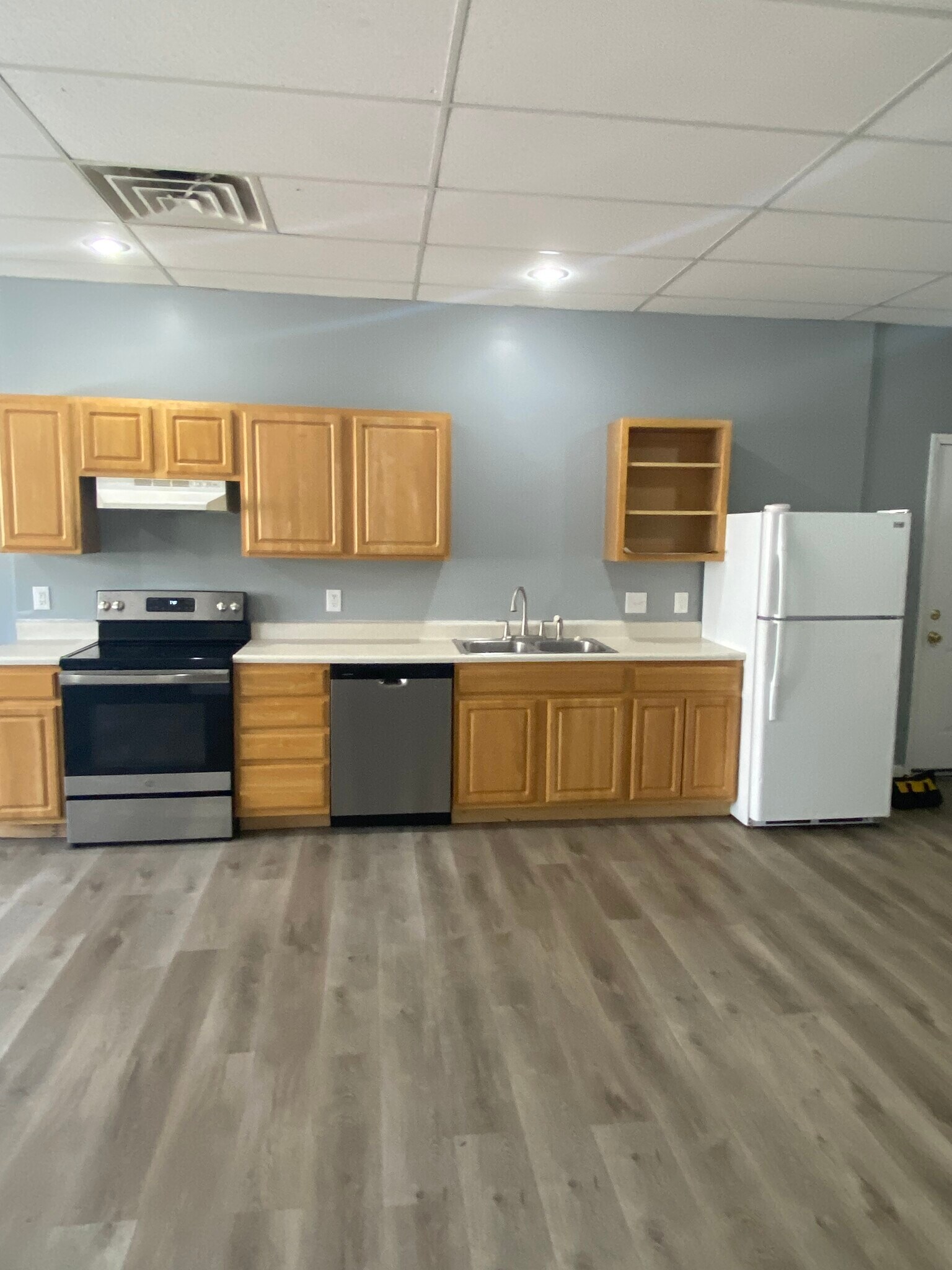 Kitchen - 1314 Meridian St