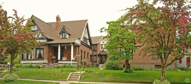 Primary Photo - Chelsea Place