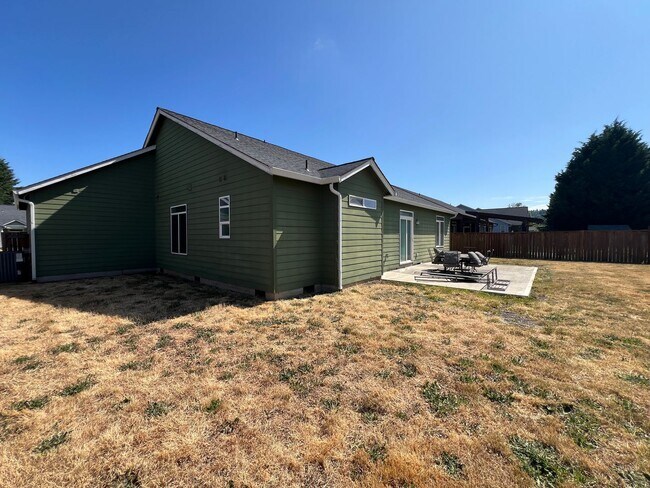 Building Photo - 431 Twin Flower Dr